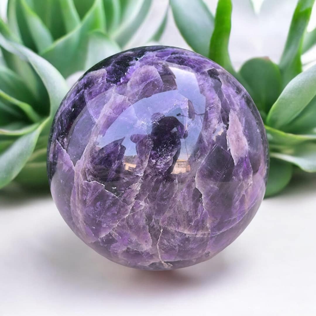 AFRICAN AMETHYST SPHERE (2.4 KG 4.8 INCH) - Image 3