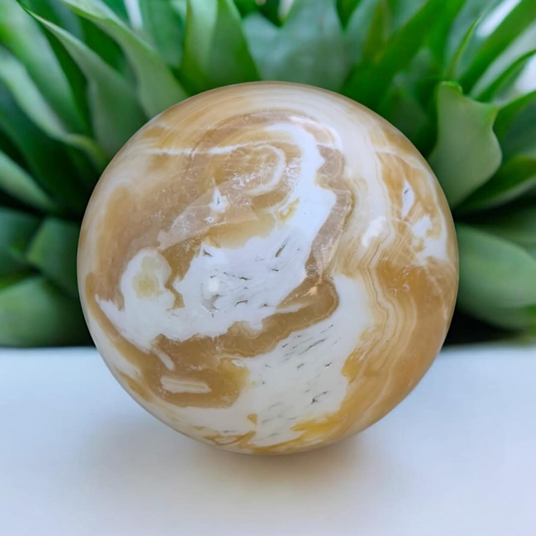 YELLOW CALCITE SPHERE (5.2 KG 6 INCH) - Image 9