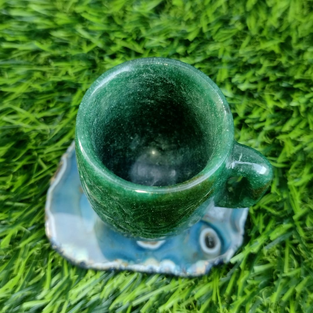 GREEN AVENTURINE CUP WITH FLOWER DESIGN - Image 2