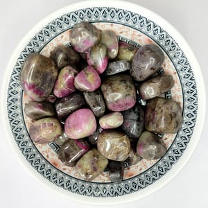 RUBY FELDSPAR TUMBLE ( 500 Gm )