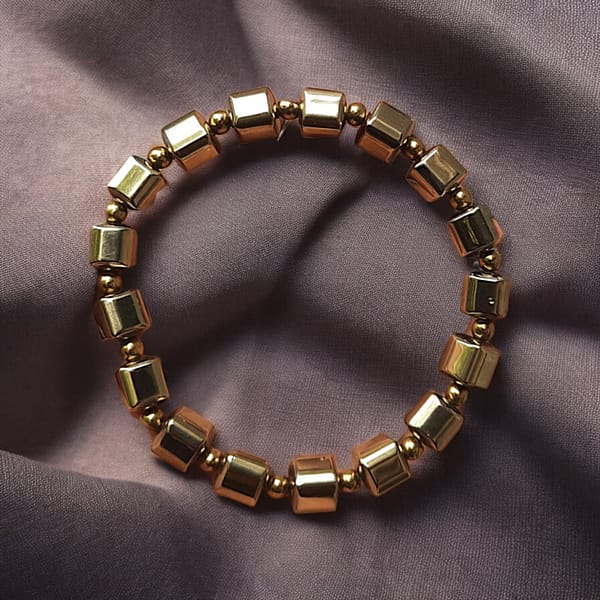 GOLDEN HEMATITE CUBIC BRACELET (8mm)
