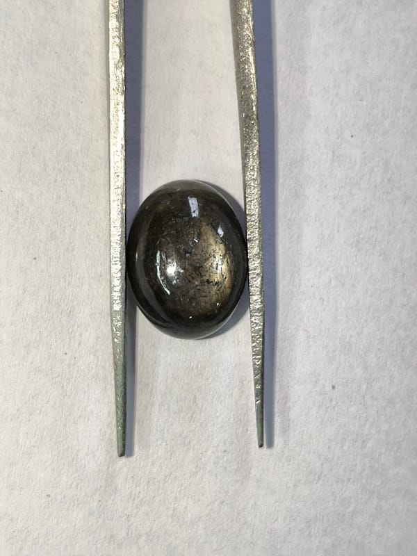 GREY SAPPHIRE (8.76 CTS)