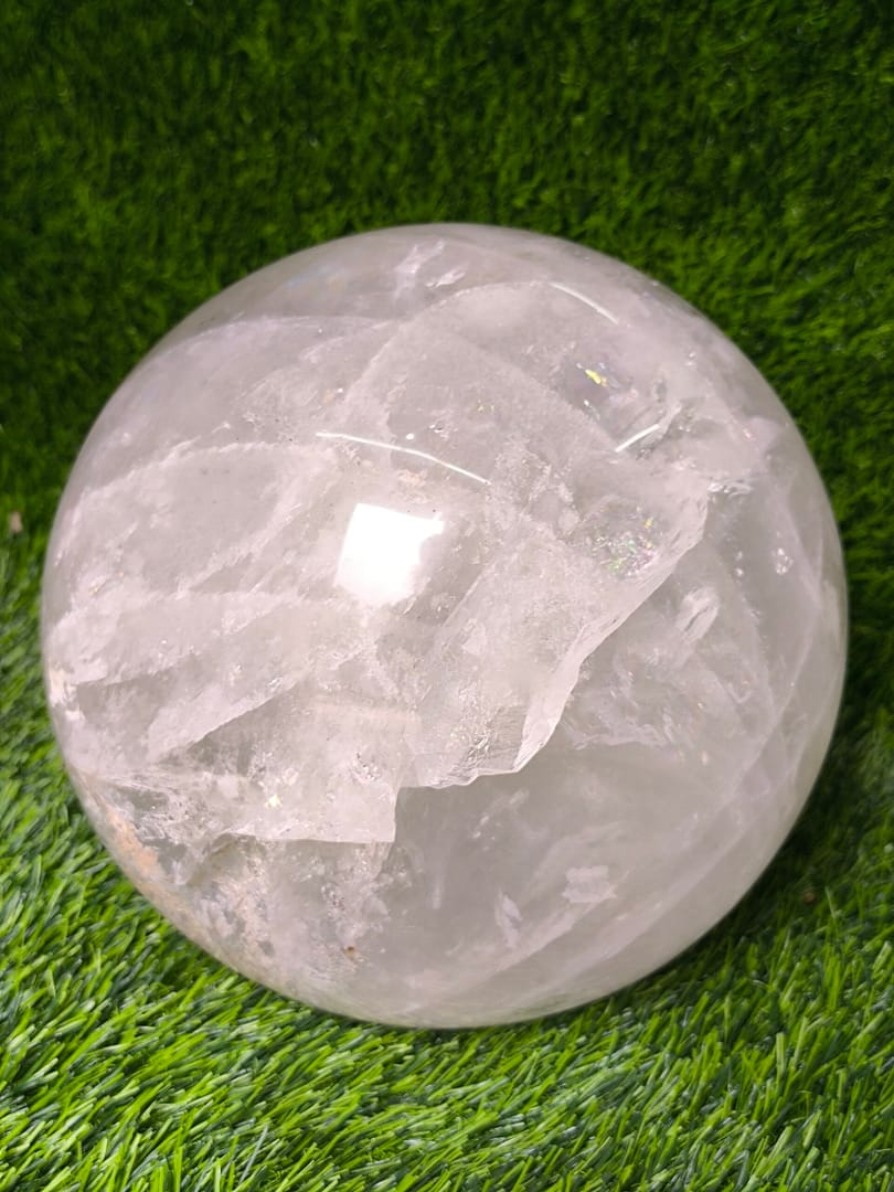CRYSTAL QUARTZ SPHERE 47 KG - Image 2