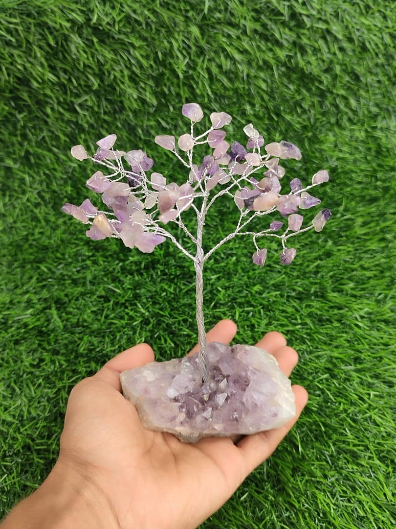 AMETHYST CLUSTER TREE 100 CHIPS